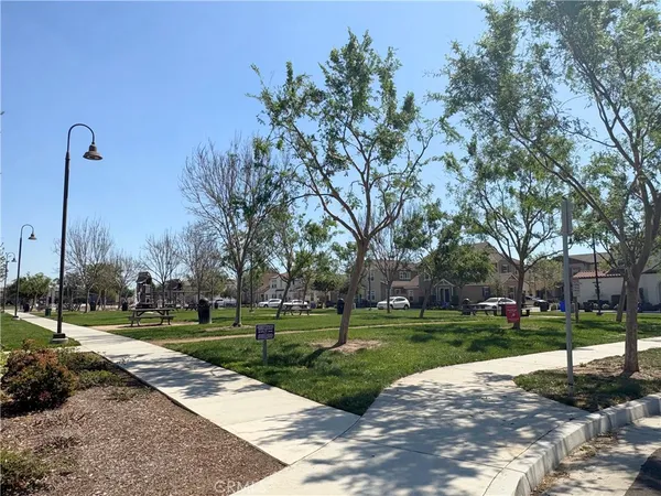 $2,500 | 2848 East Berry Loop Privado, Ontario, CA 91761