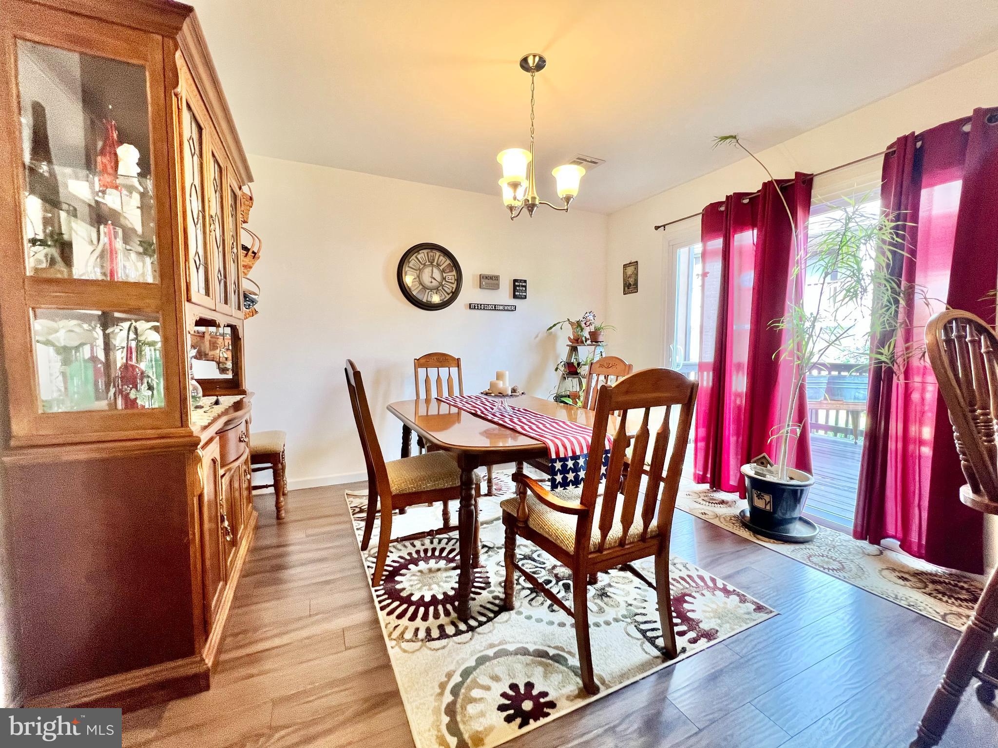 69 Azalea Way Reading, PA 19606 - Photo 11 of 33 Dining Rm