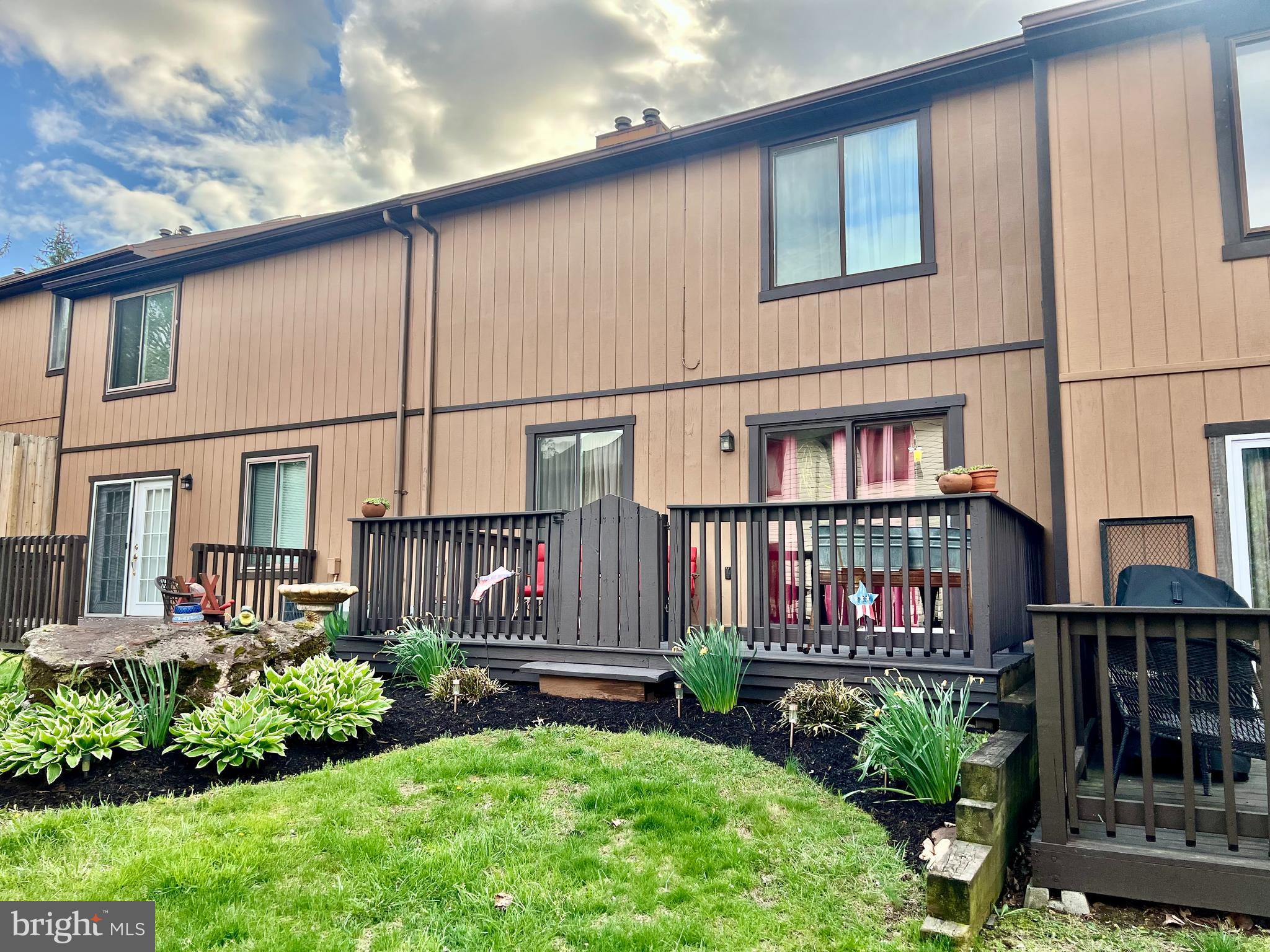 69 Azalea Way Reading, PA 19606 - Photo 27 of 33 Back of House