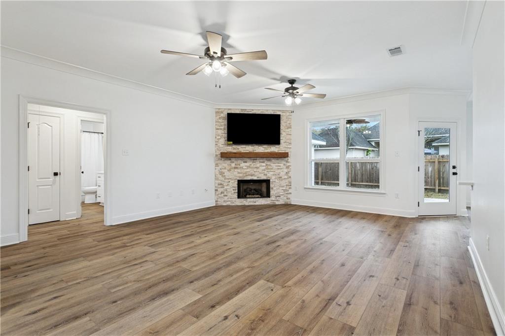 513 Somerset Court Covington, LA 70433 - Photo 3 of 19