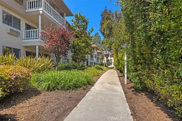 $3,200 | 969 Calle Aragon, Unit 1B, Laguna Woods, CA 92637