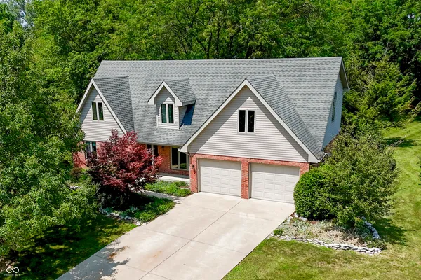 $490,000 | 245 Fairway Court, Franklin, IN 46131