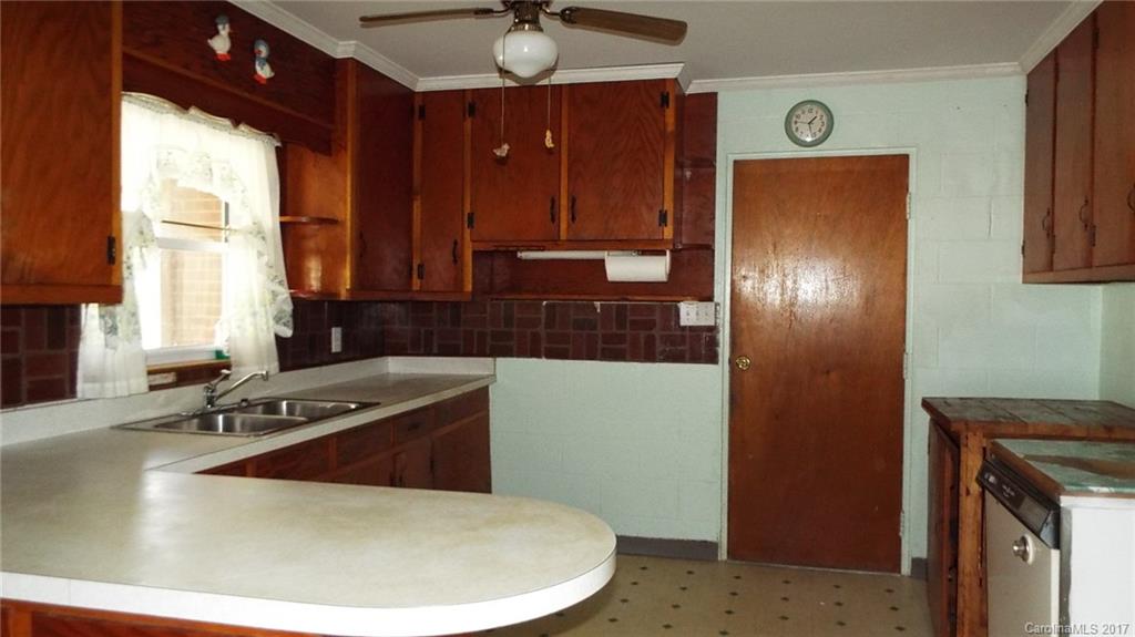 107 Freeman Road Troy, NC 27371 - Photo 7 of 20 Gallery Image 7
