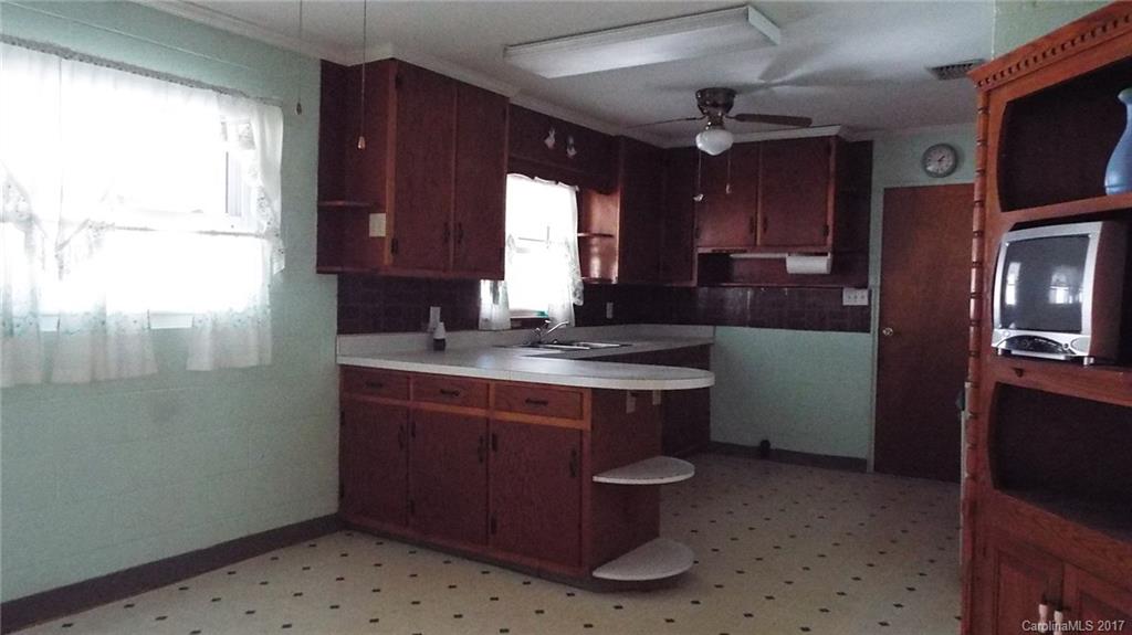 107 Freeman Road Troy, NC 27371 - Photo 8 of 20 Gallery Image 8