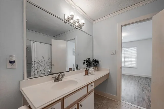 $1,799 | 9511 Farrell Drive, Houston, TX 77070