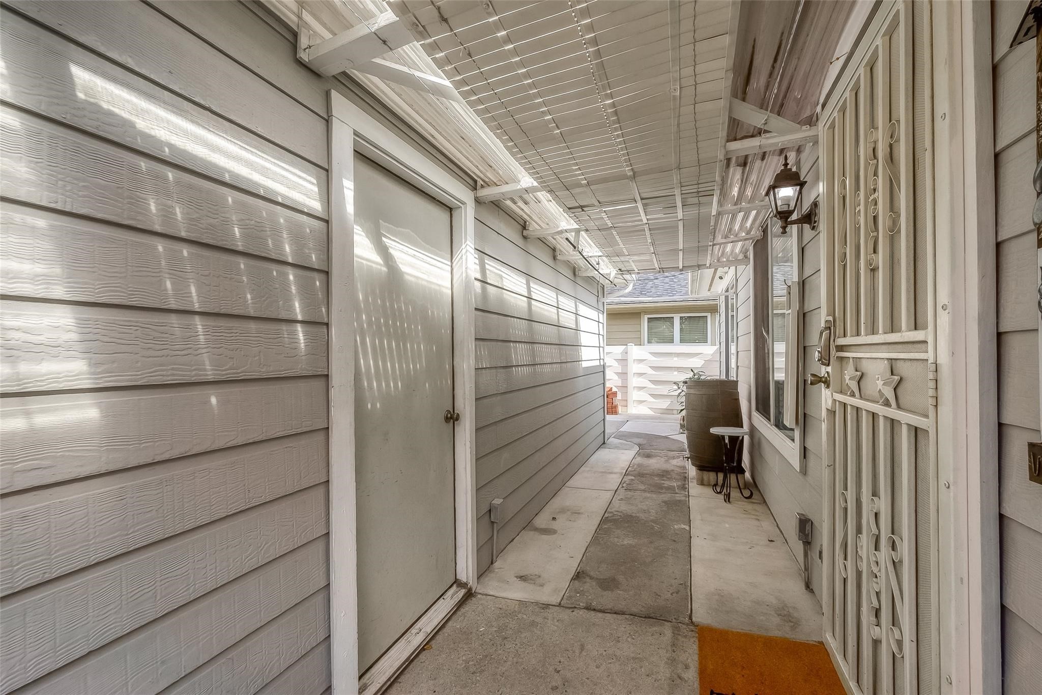 9511 Farrell Drive Houston, TX 77070 - Photo 23 of 28 a view of a porch