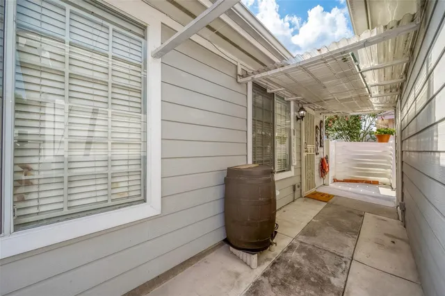 $1,799 | 9511 Farrell Drive, Houston, TX 77070