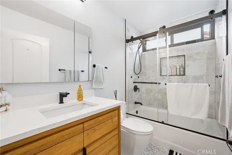 $1,675,000 | 21551 Kanakoa Lane, Huntington Beach, CA 92646