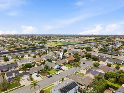 $1,675,000 | 21551 Kanakoa Lane, Huntington Beach, CA 92646