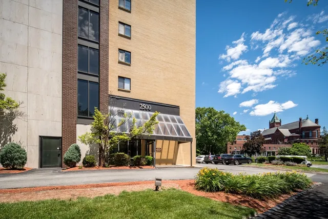 $2,900 | 2500 Mystic Valley Parkway, Unit 403, Medford, MA 02155