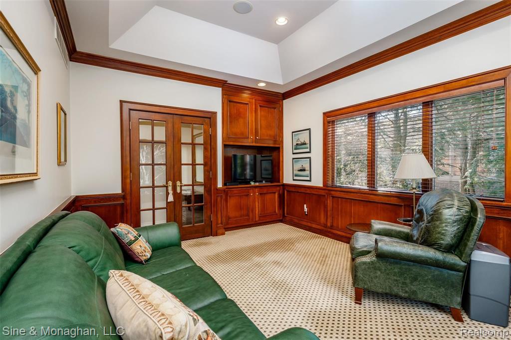 1020 Lake Shore Road Grosse Pointe Shores, MI 48236 - Photo 36 of 94
