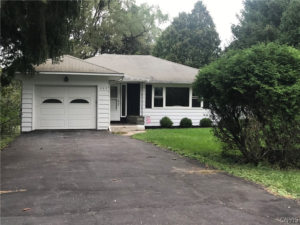 203 Locksley Road Syracuse, NY 13224 - Photo 1 of 1