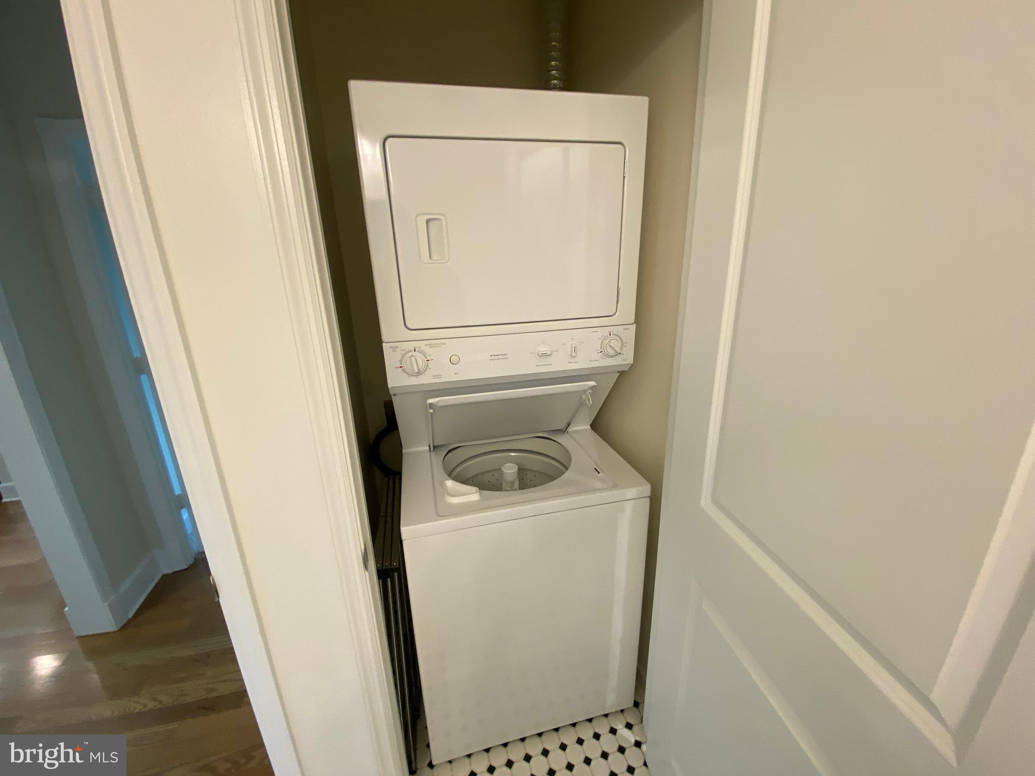 401 13th Street Northeast, Unit PH3 Washington, DC 20002 - Photo 24 of 32