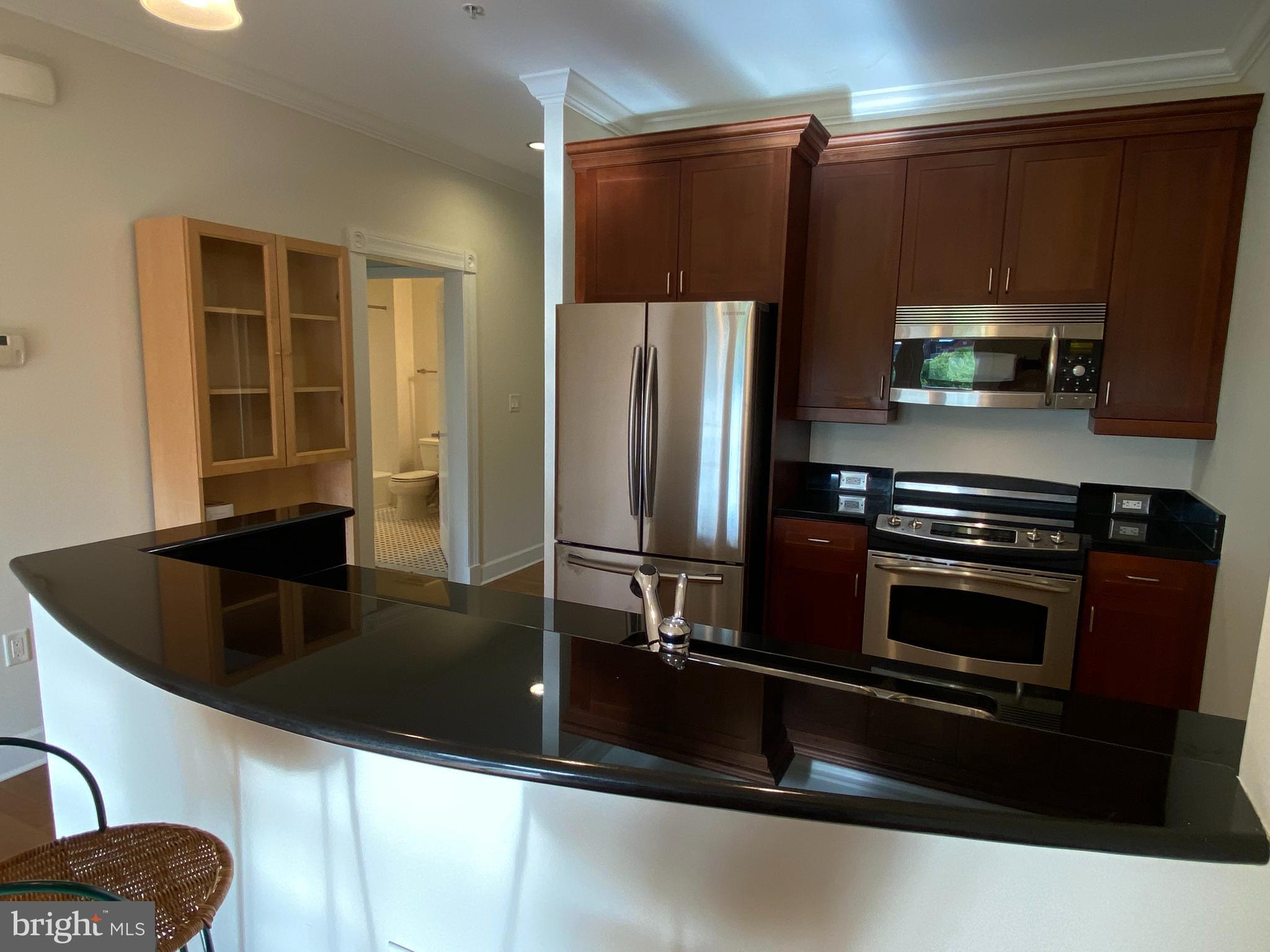 401 13th Street Northeast, Unit PH3 Washington, DC 20002 - Photo 8 of 32