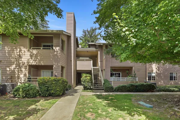 $284,900 | 11150 Trinity River Drive, Unit 74, Rancho Cordova, CA 95670