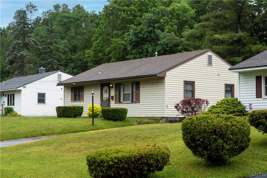 8 Mapledale Road New Hartford, NY 13413 - Photo 1 of 1 Gallery Image 1