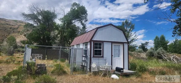 $101,000 | 4514 Cottonwood Grove Road, Mackay, ID 83251