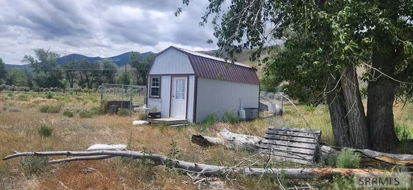 $101,000 | 4514 Cottonwood Grove Road, Mackay, ID 83251
