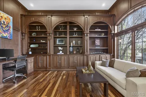 $1,499,900 | 27 Bonhomme Grove Court, Chesterfield, MO 63017