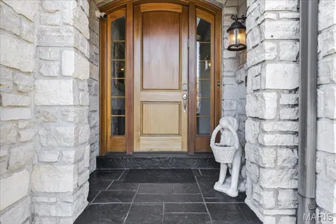 $1,499,900 | 27 Bonhomme Grove Court, Chesterfield, MO 63017