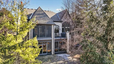 $1,499,900 | 27 Bonhomme Grove Court, Chesterfield, MO 63017