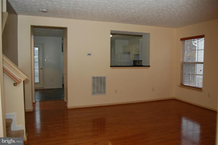 70 Gwynnswood Road Owings Mills, MD 21117 - Photo 21 of 30 Living Room