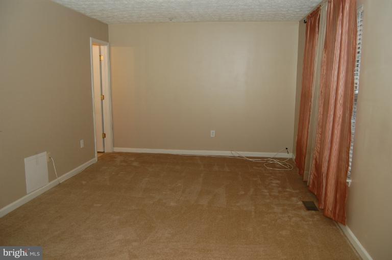 70 Gwynnswood Road Owings Mills, MD 21117 - Photo 4 of 30 Bedroom (Master)