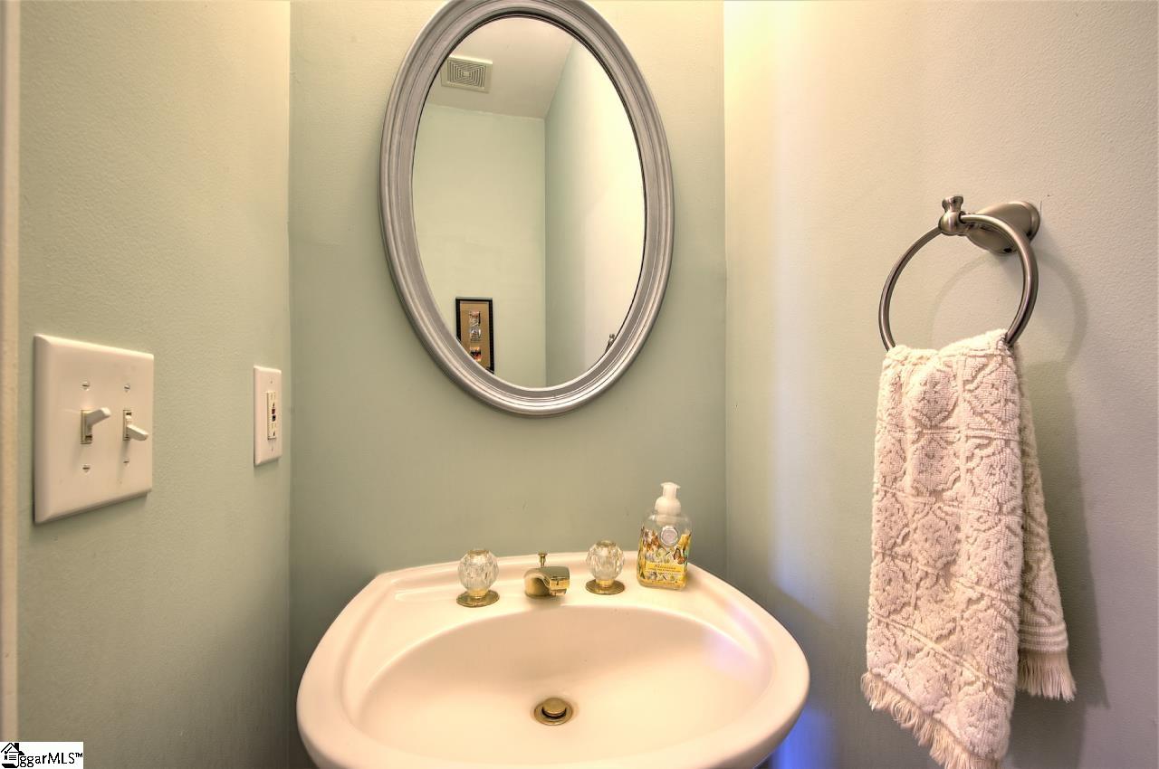 16 Box Tree Way Greenville, SC 29605 - Photo 17 of 36 Gallery Image 17