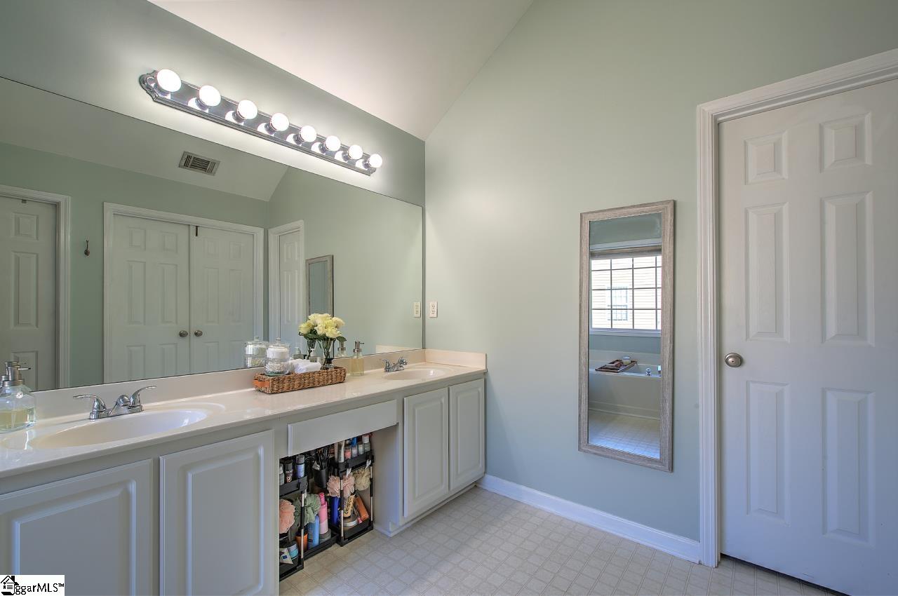 16 Box Tree Way Greenville, SC 29605 - Photo 21 of 36 Gallery Image 21