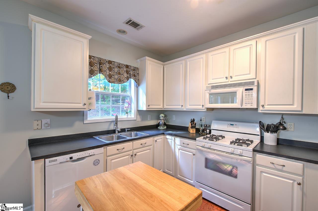 16 Box Tree Way Greenville, SC 29605 - Photo 8 of 36 Gallery Image 8