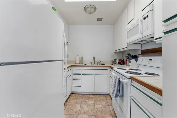 $380,000 | 620 Church Street, Unit 6, Redlands, CA 92374