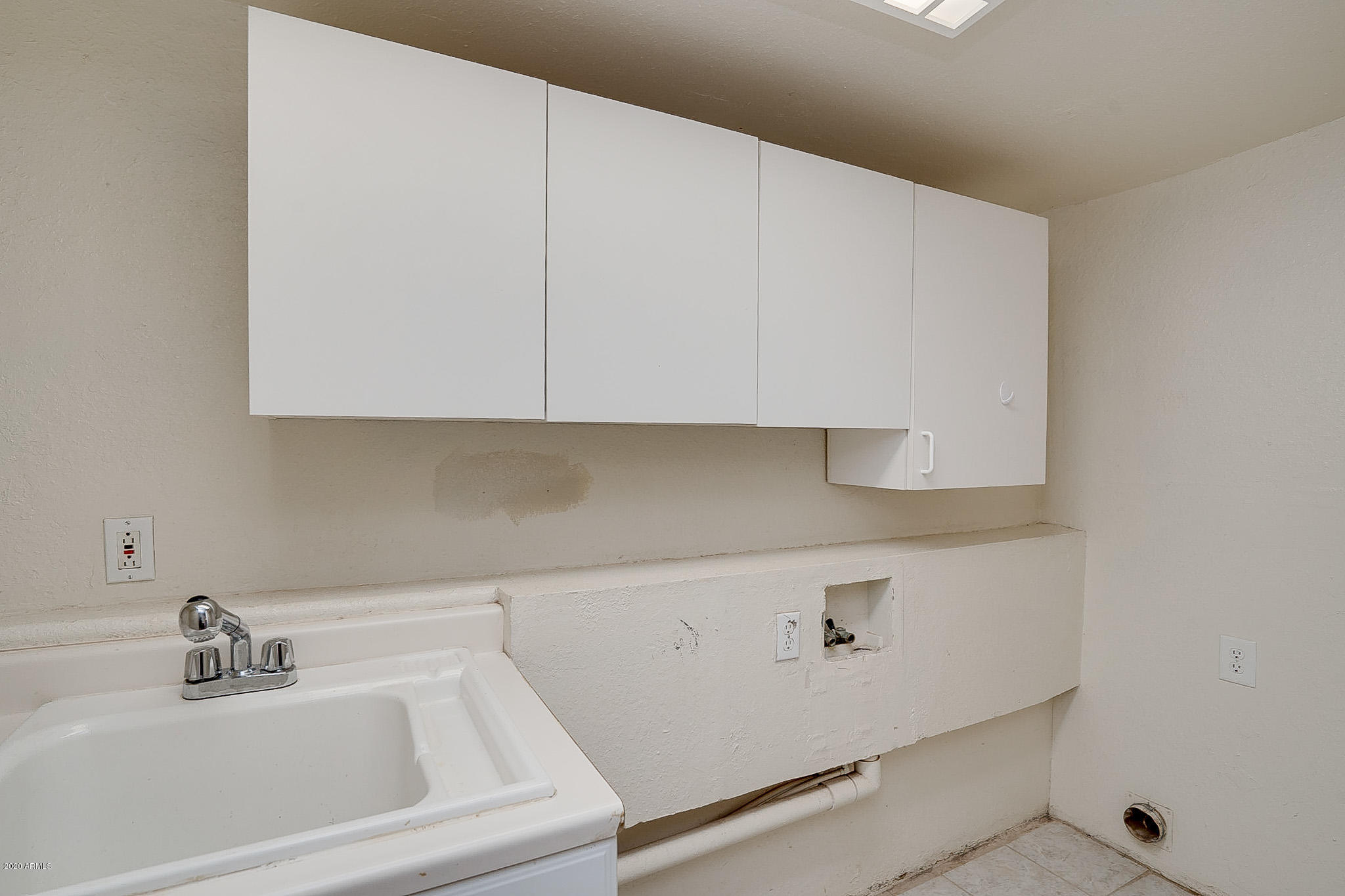 493 North Nafziger Road Coolidge, AZ 85128 - Photo 21 of 49 Laundry Room