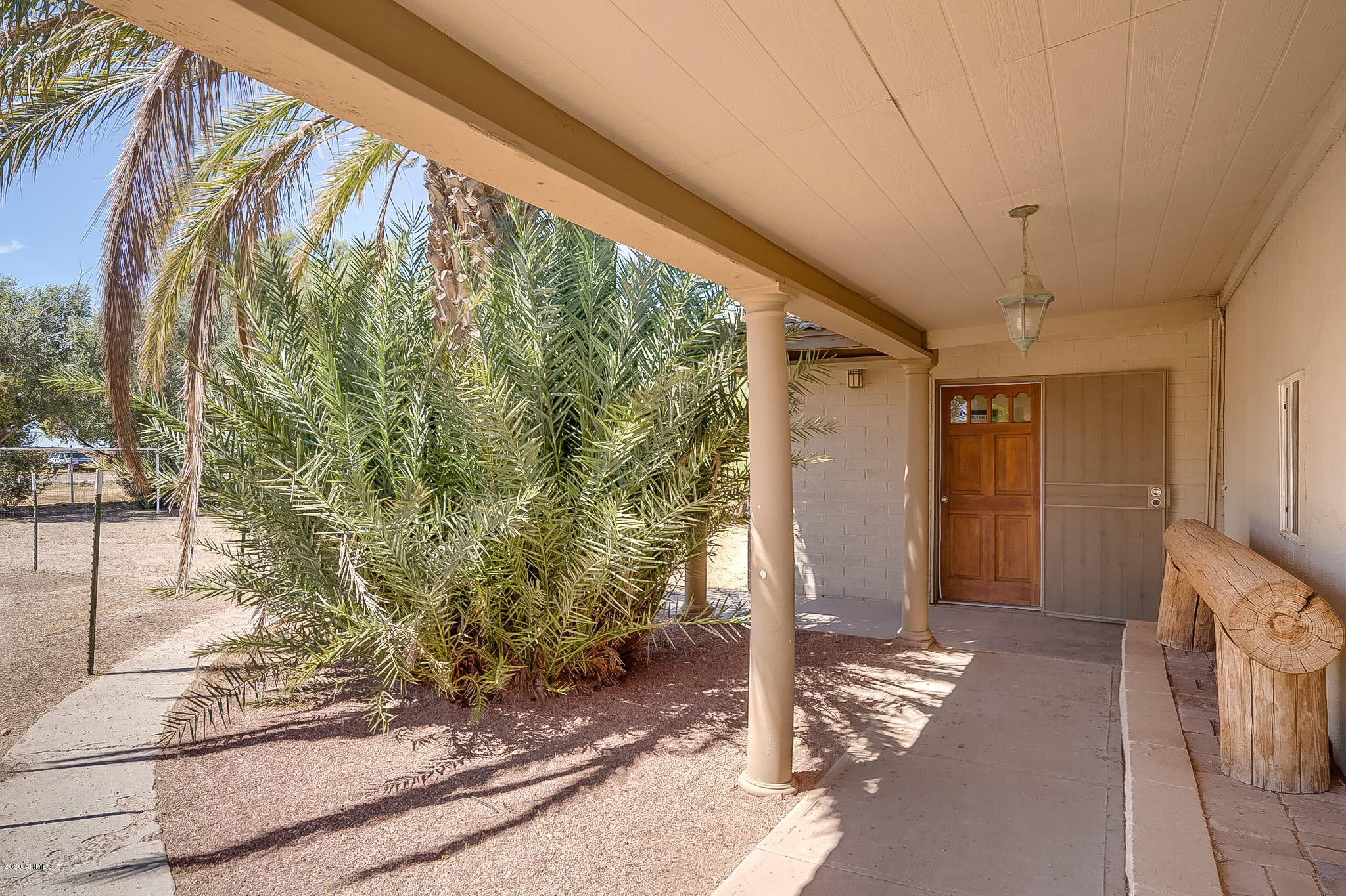 493 North Nafziger Road Coolidge, AZ 85128 - Photo 6 of 49 Family Room Entry