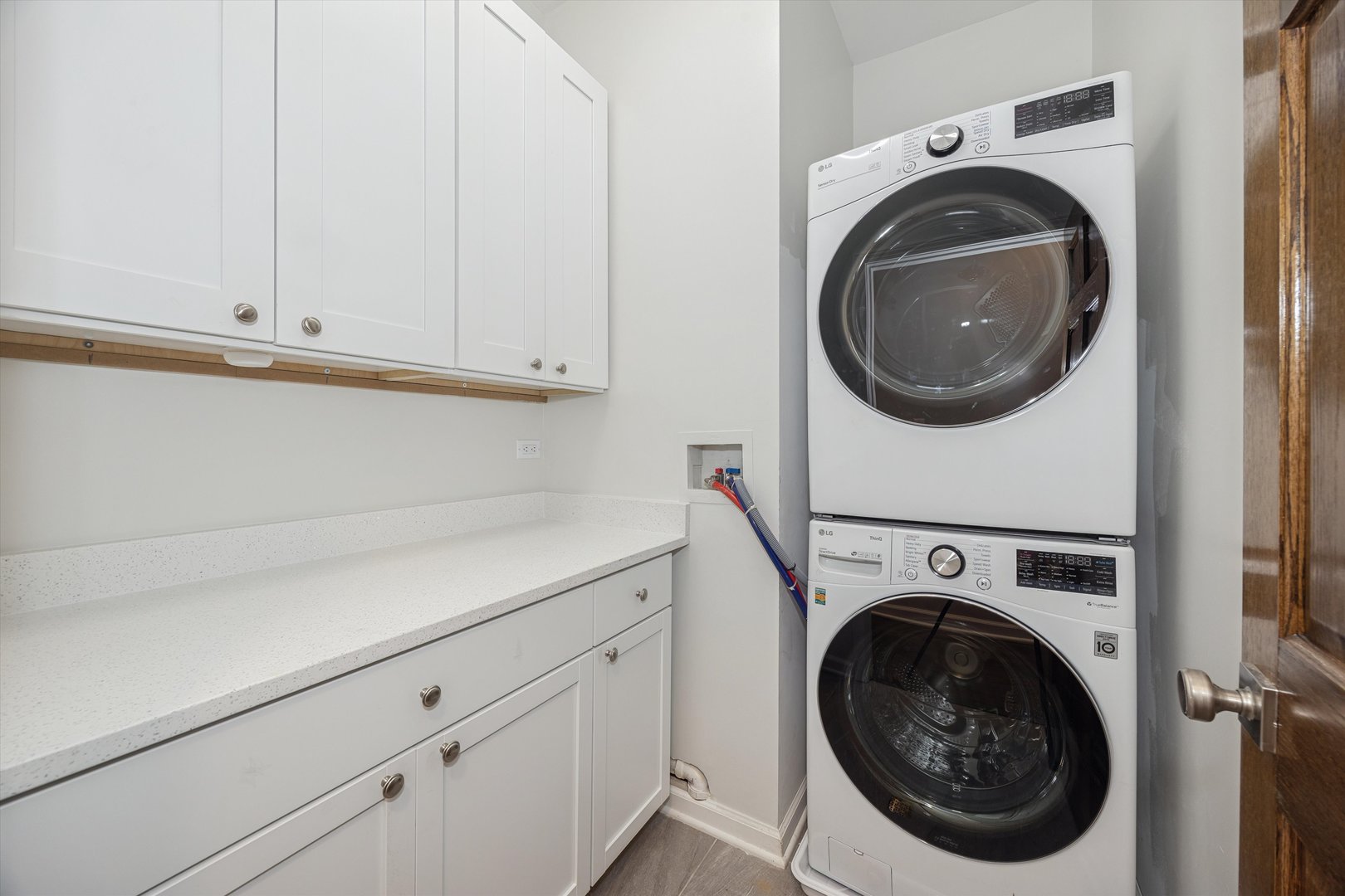 2008 West Addison Street, Unit 2 Chicago, IL 60618 - Photo 7 of 19 a utility room with dryer and washer
