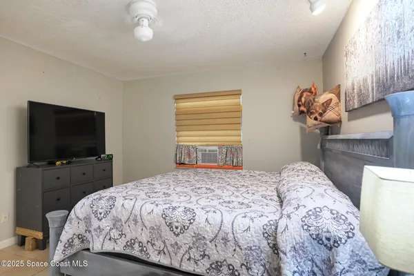 $425,000 | 111 Delvalle Street, Melbourne Beach, FL 32951
