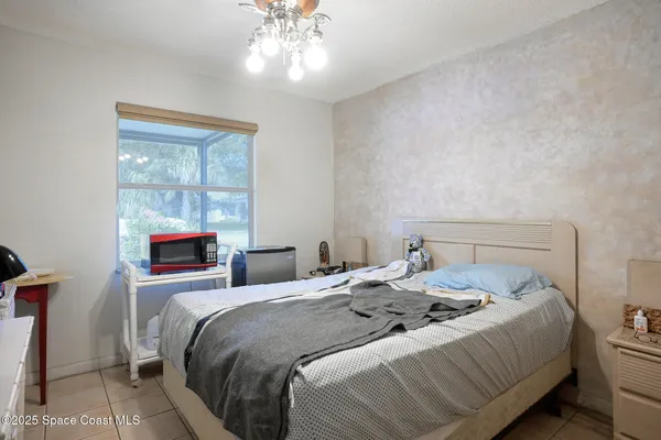 $425,000 | 111 Delvalle Street, Melbourne Beach, FL 32951