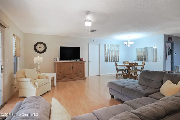 $425,000 | 111 Delvalle Street, Melbourne Beach, FL 32951