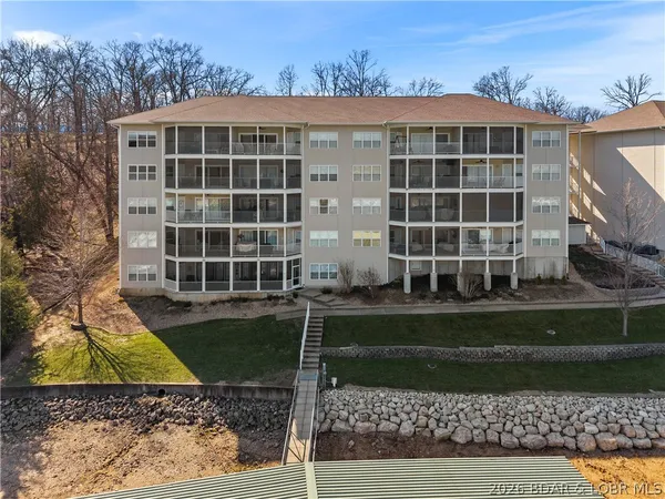 $415,000 | 116 Port Royale Drive, Unit 3D, Sunrise Beach, MO 65079