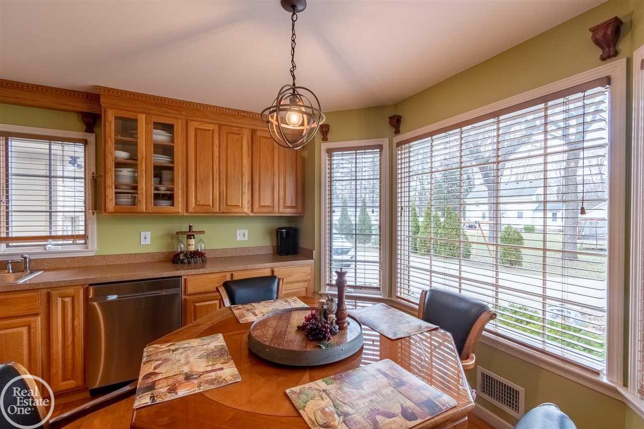 52609 Shelby Road Utica, MI 48316 - Photo 7 of 43 50069857-6.JPG