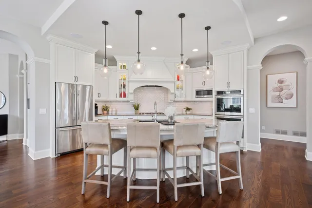 $1,549,900 | 749 Fairway Drive, Medina, MN 55340