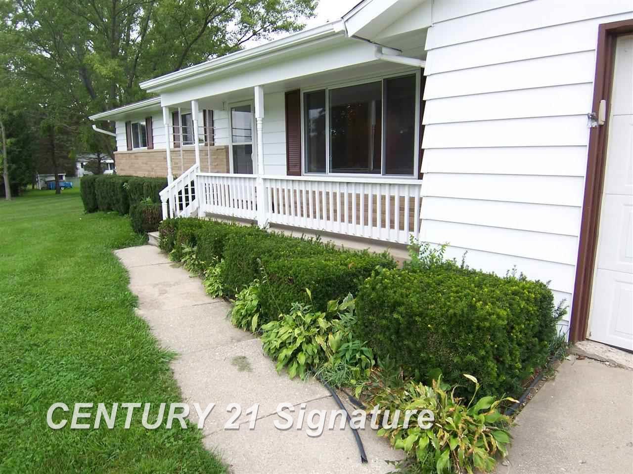 9226 Potter Road Flushing, MI 48433 - Photo 2 of 28