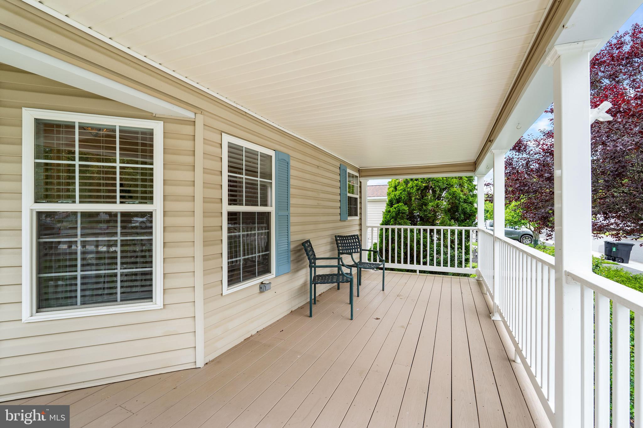 77 Woods Way Elkton, MD 21921 - Photo 4 of 31 CHARMING COVERED PORCH