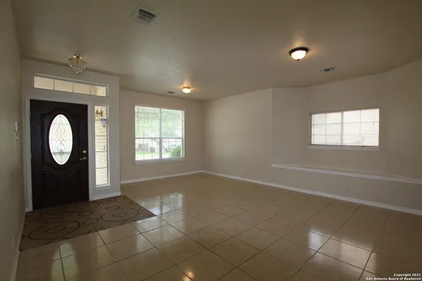 $2,600 | 4710 Branching Bay, San Antonio, TX 78259