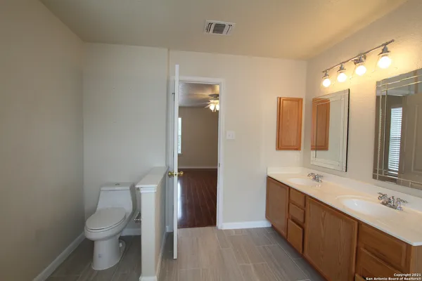 $2,600 | 4710 Branching Bay, San Antonio, TX 78259