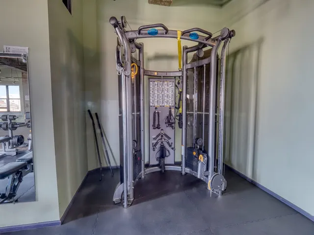 $237,000 | 1122 West Catalpa Avenue, Unit 611, Chicago, IL 60640