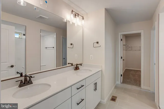 $609,999 | 7103 Resolution Way, Ruther Glen, VA 22546