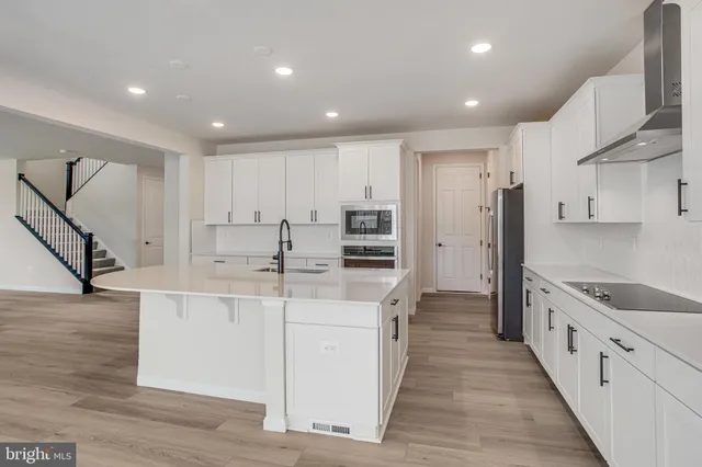 $609,999 | 7103 Resolution Way, Ruther Glen, VA 22546