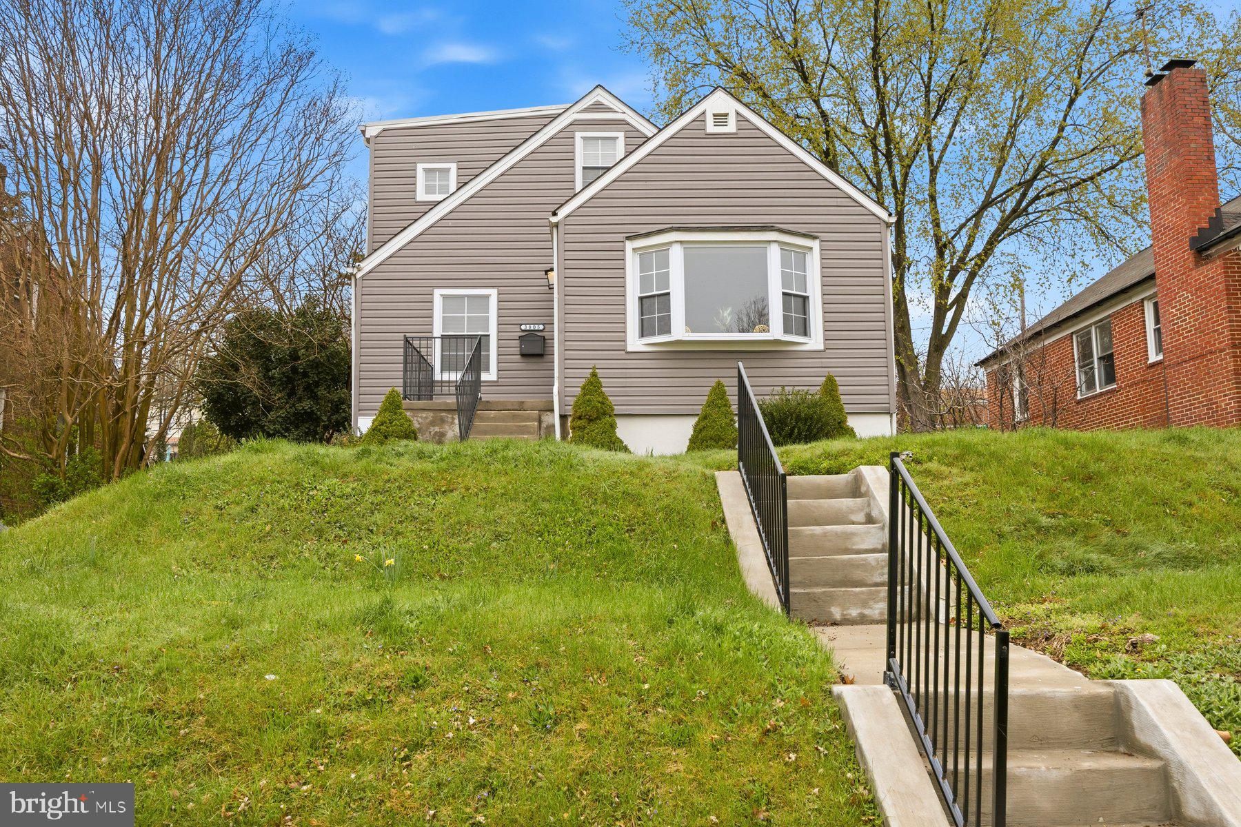 3805 Ridgecroft Road Baltimore, MD 21206 - Photo 1 of 45