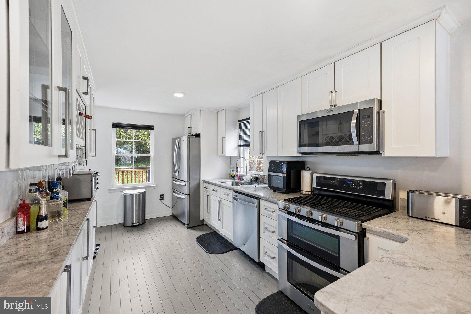 3805 Ridgecroft Road Baltimore, MD 21206 - Photo 12 of 45