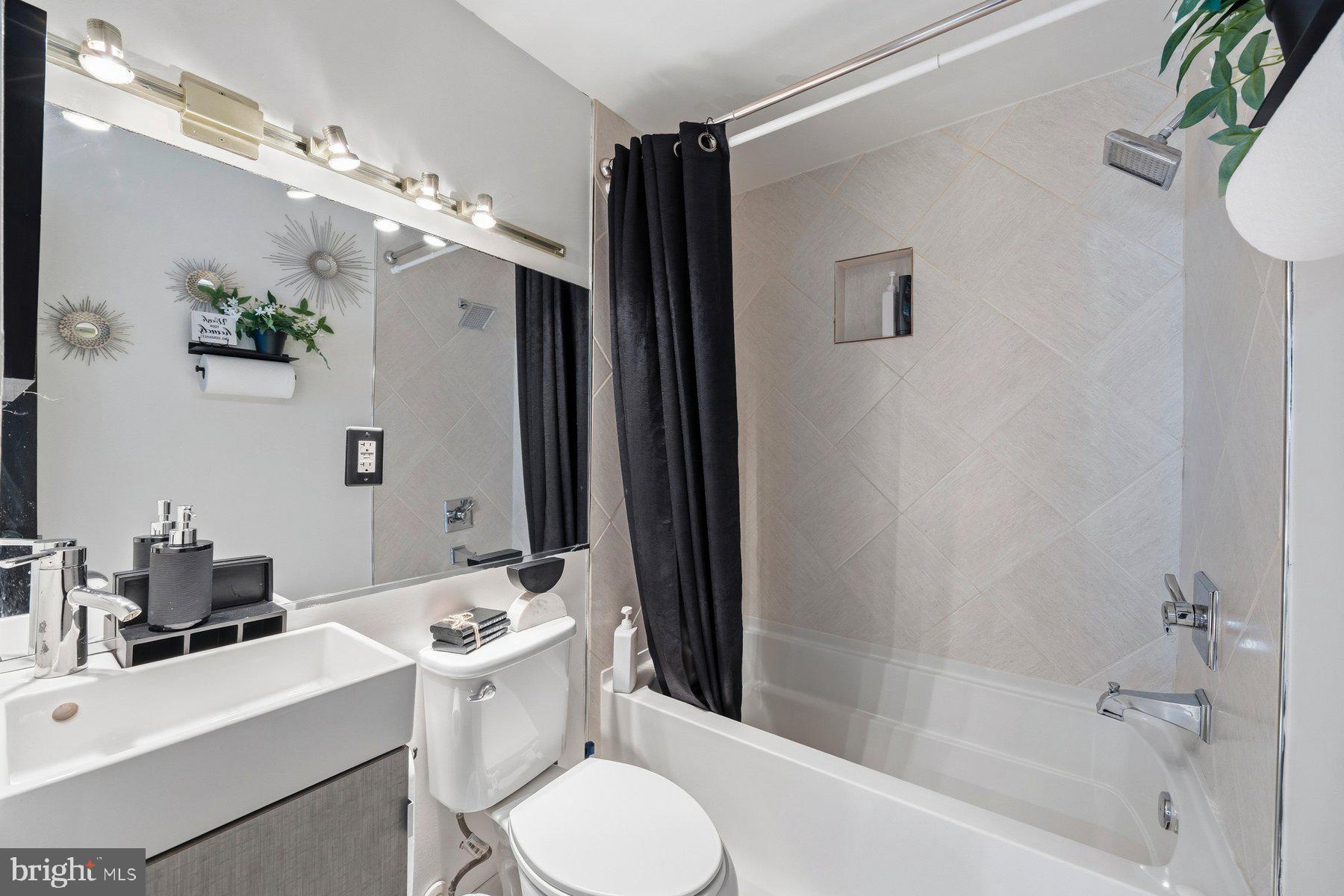 3805 Ridgecroft Road Baltimore, MD 21206 - Photo 16 of 45